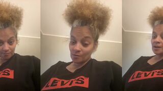 I like her hair a lot.